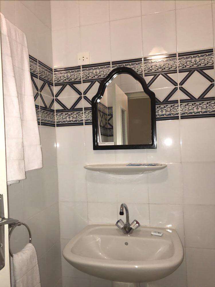 תלמסאן Hotel Grand Bassin מראה חיצוני תמונה